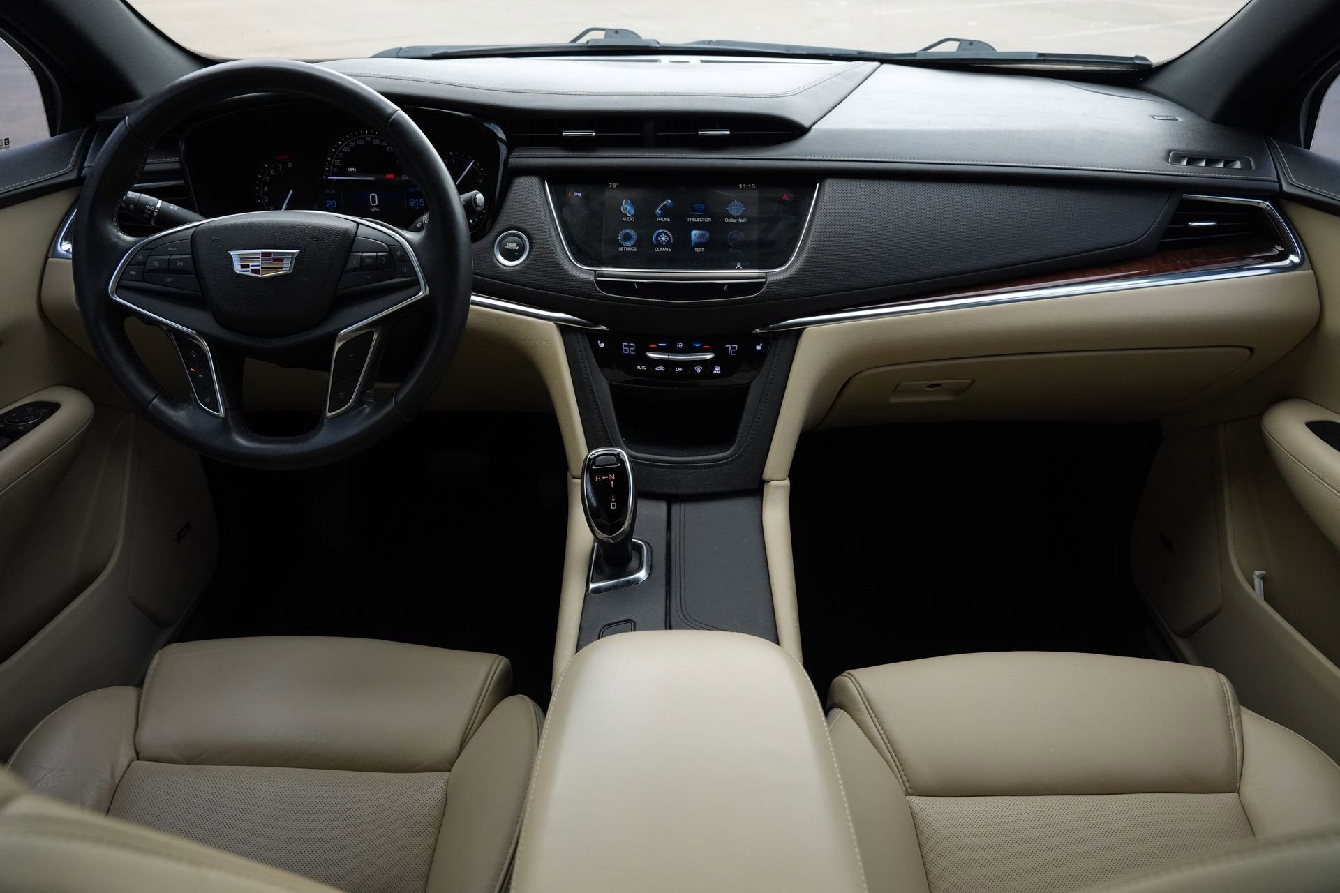 2017 Cadillac XT5 Luxury FWD