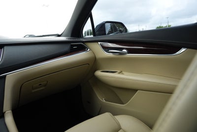 2017 Cadillac XT5 Luxury FWD