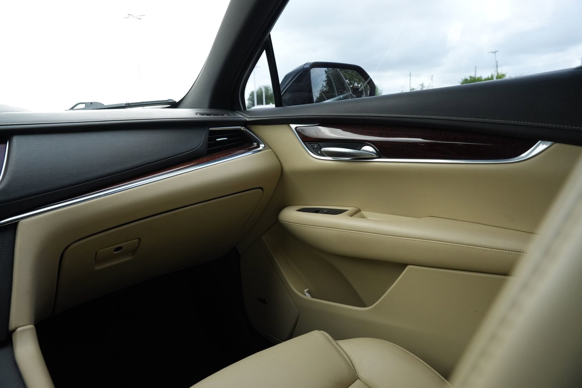 2017 Cadillac XT5 Luxury FWD