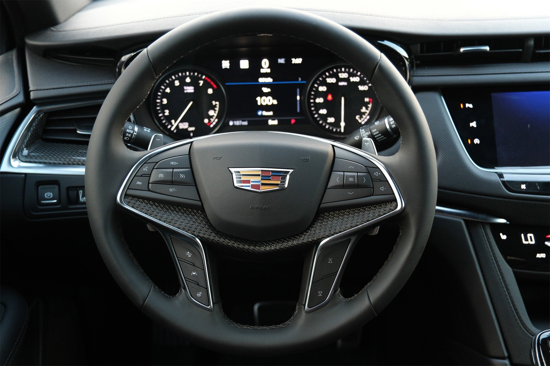 2025 Cadillac XT5 Sport