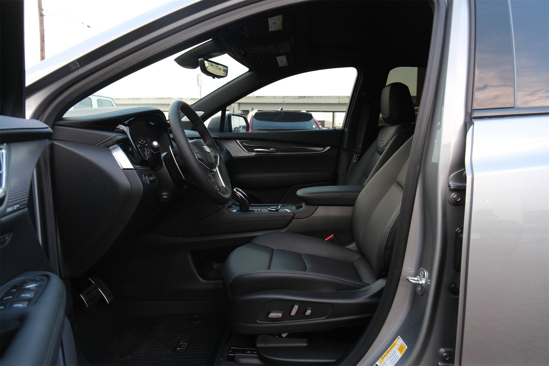 2025 Cadillac XT5 Sport