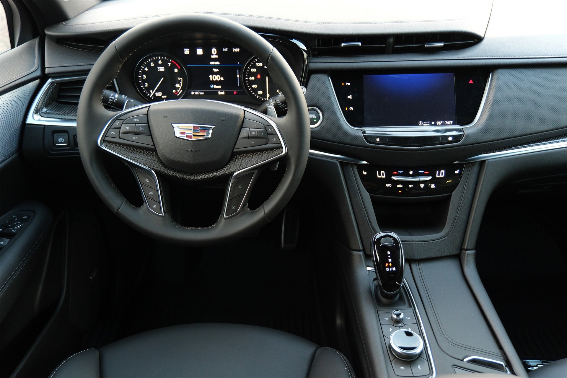 2025 Cadillac XT5 Sport