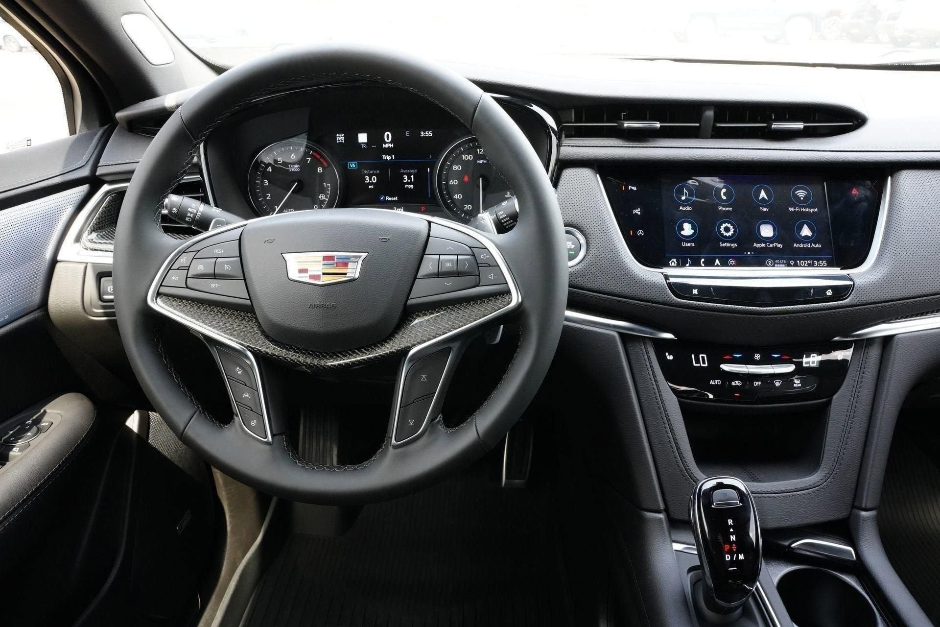 2025 Cadillac XT5 Sport