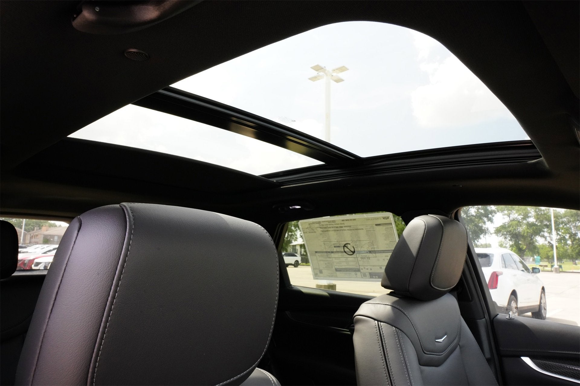 2025 Cadillac XT5 Sport