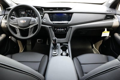 2025 Cadillac XT5 Sport