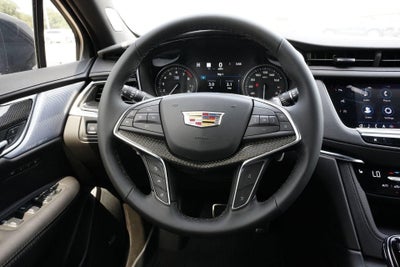 2025 Cadillac XT5 Sport
