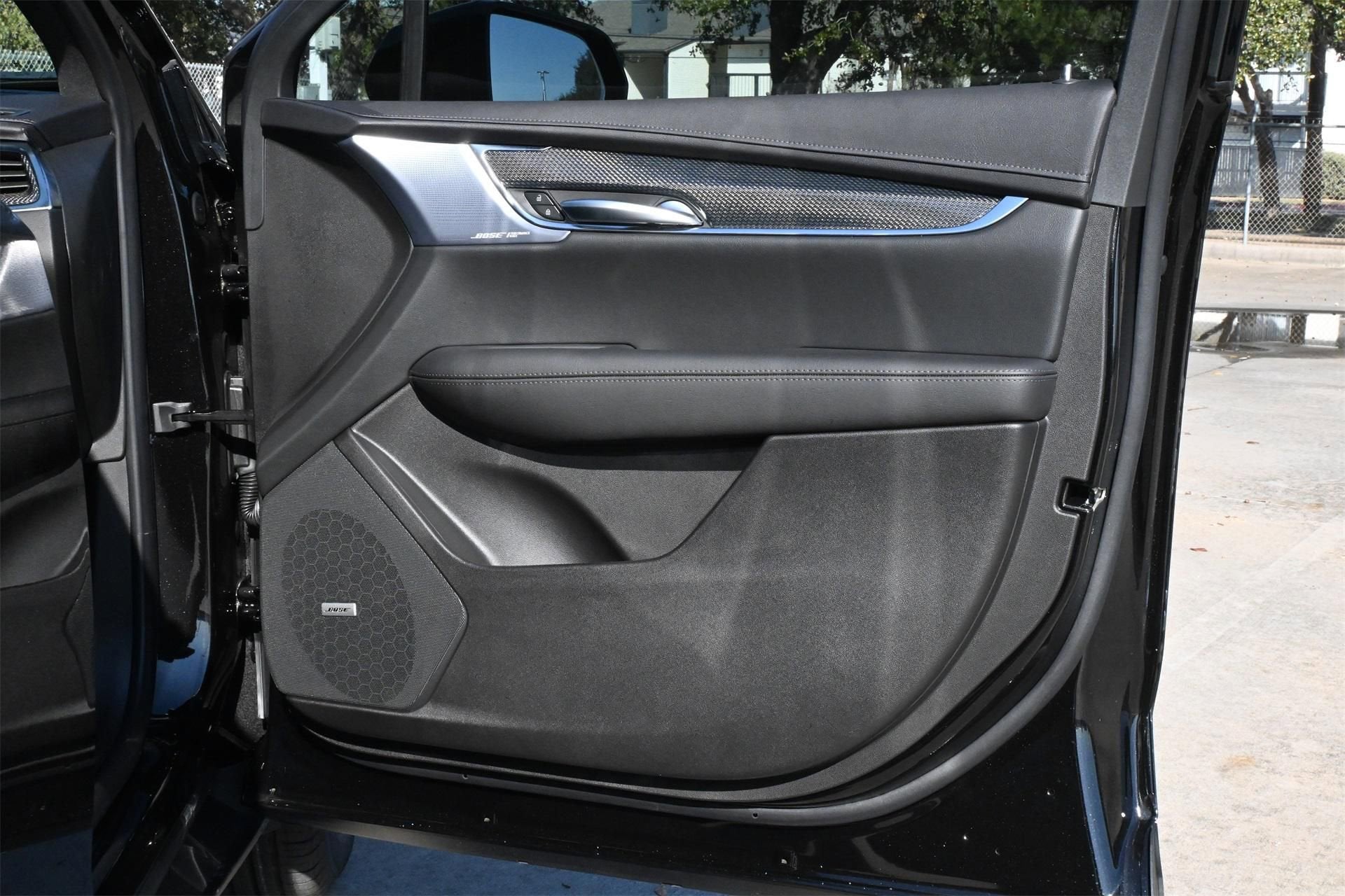 2026 Cadillac XT5 Sport