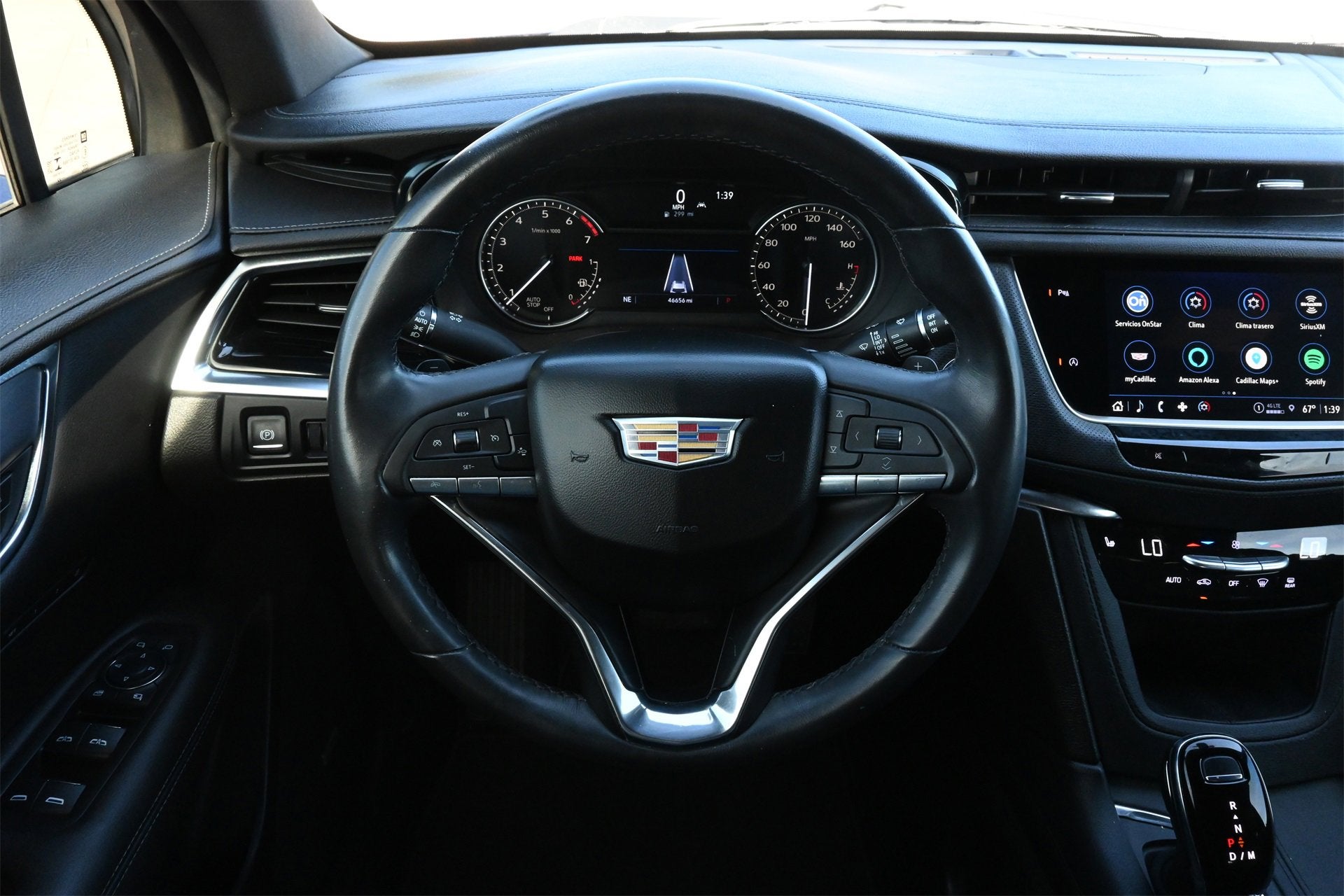 2023 Cadillac XT6 Luxury