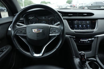 2024 Cadillac XT6 Luxury