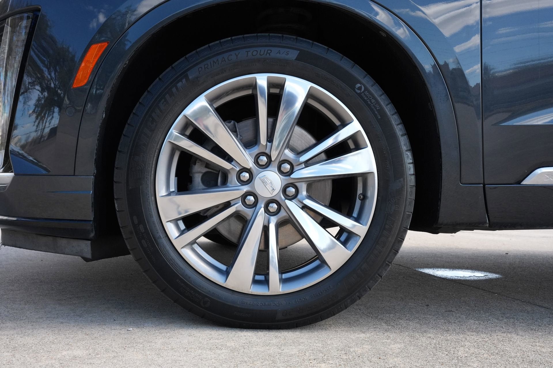 2022 Cadillac XT6 Premium Luxury