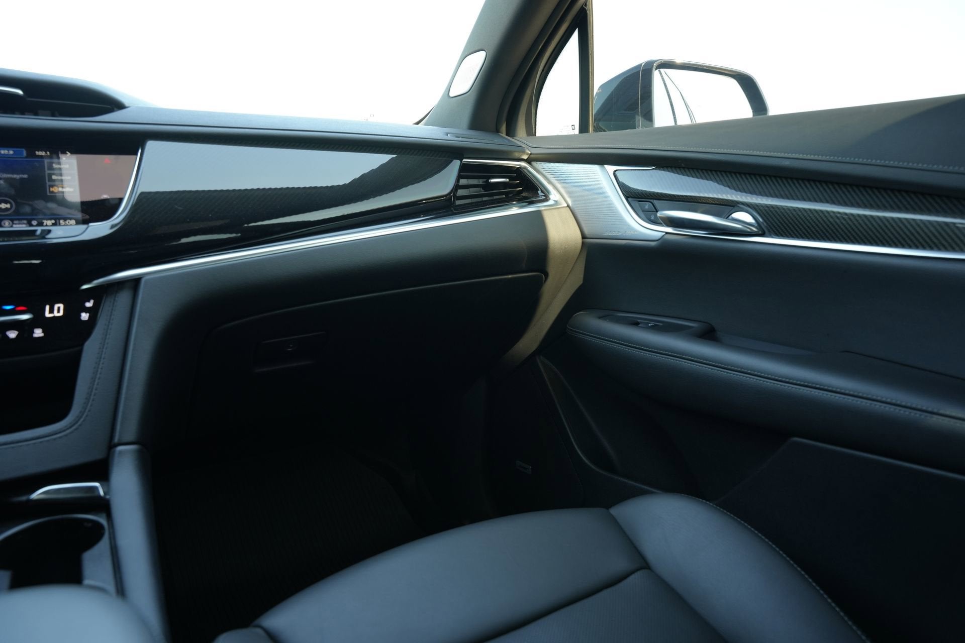 2025 Cadillac XT6 Sport