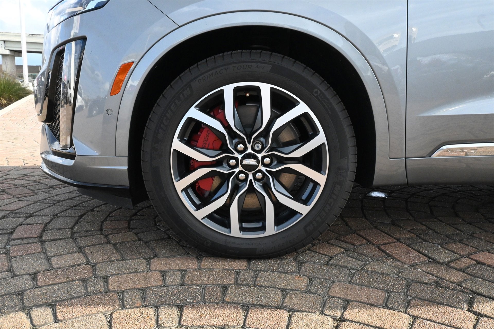 2025 Cadillac XT6 Sport