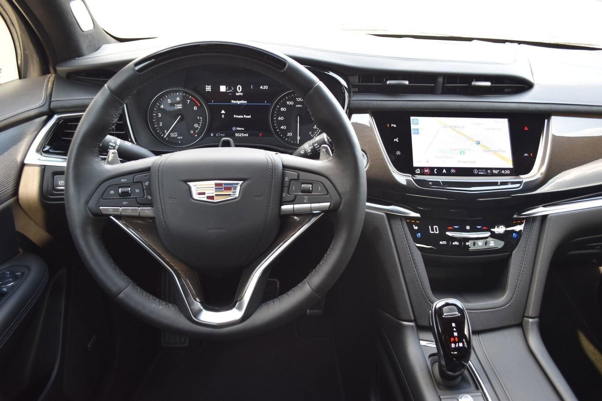 2025 Cadillac XT6 Sport