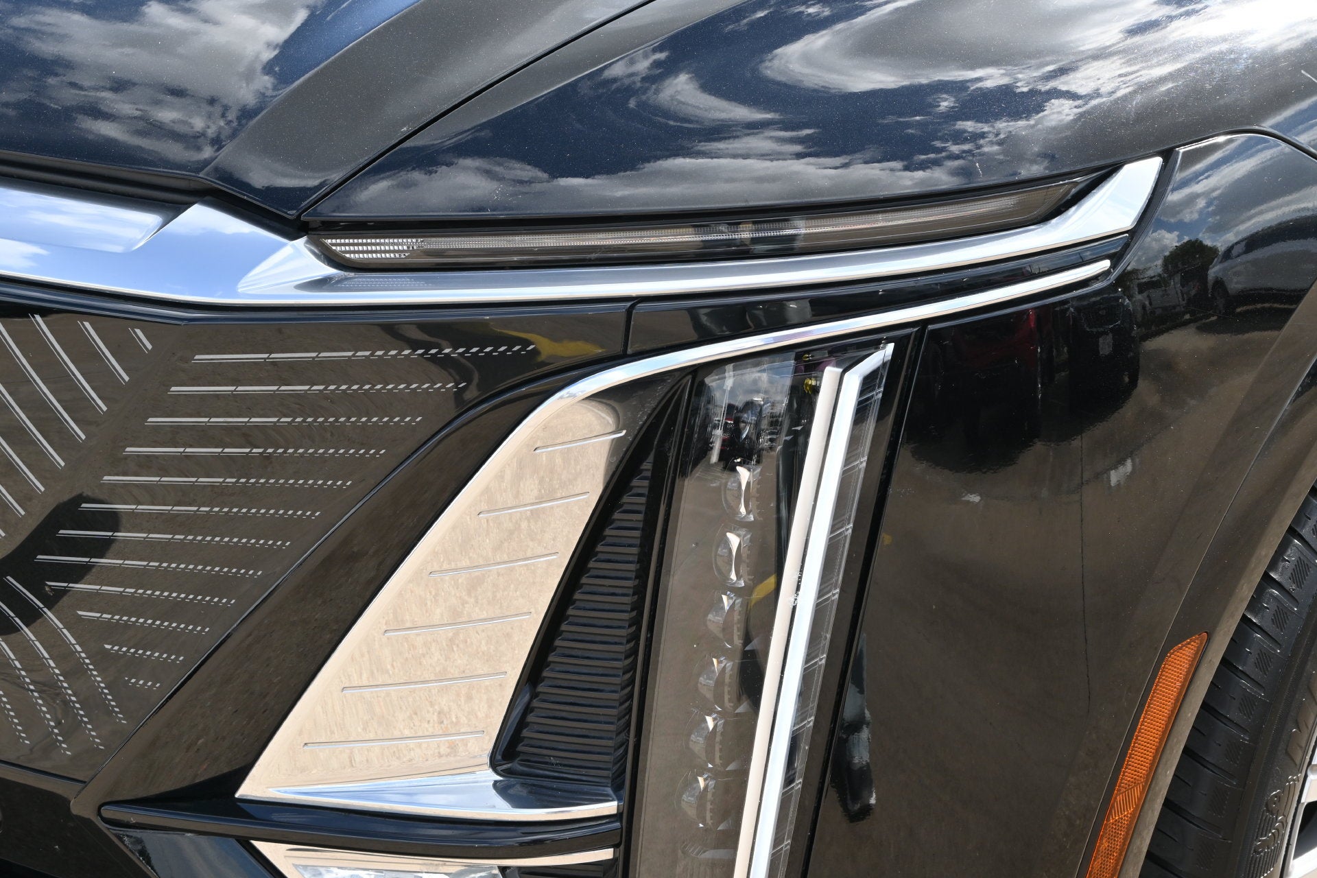 2024 Cadillac LYRIQ Tech