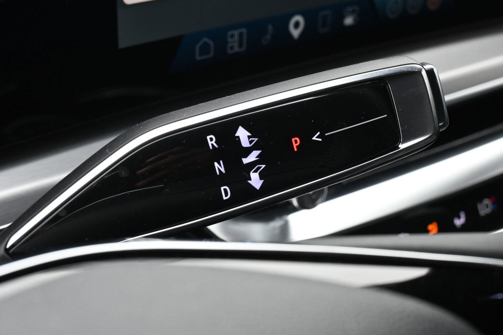 2025 Cadillac LYRIQ Luxury 1