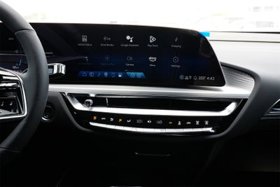 2025 Cadillac LYRIQ Luxury 1