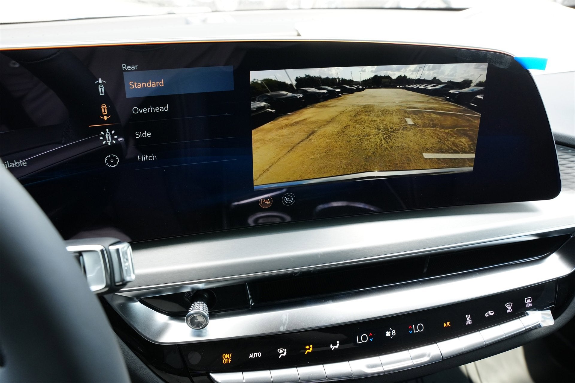 2025 Cadillac LYRIQ Luxury 1