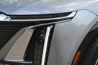 2025 Cadillac LYRIQ Luxury 1