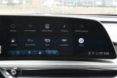 2024 Cadillac LYRIQ Luxury 1