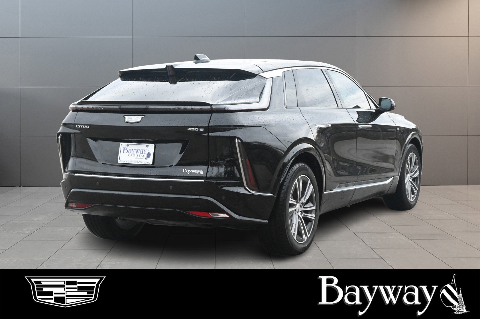 2024 Cadillac LYRIQ Luxury 1