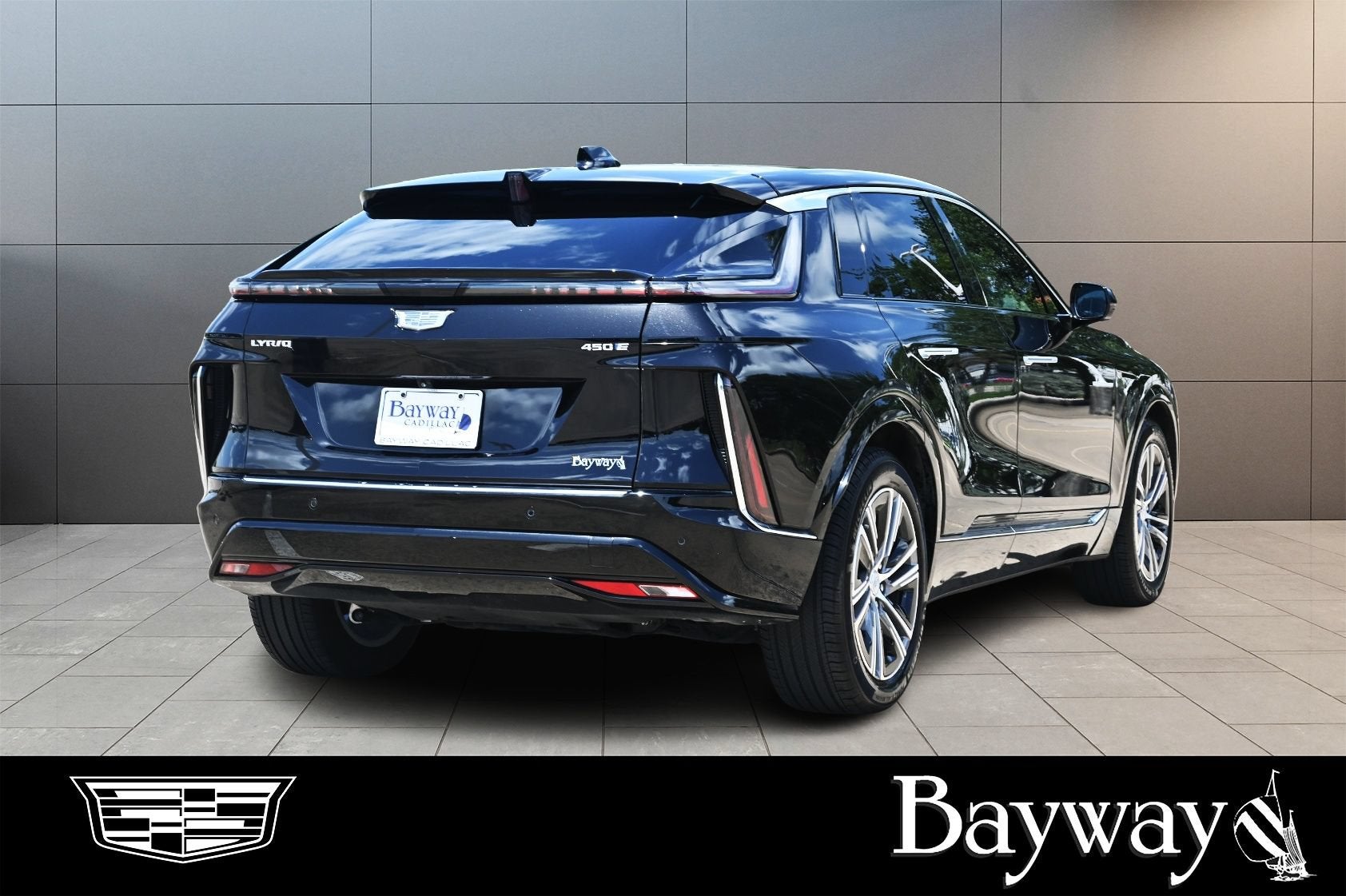 2024 Cadillac LYRIQ Luxury 1