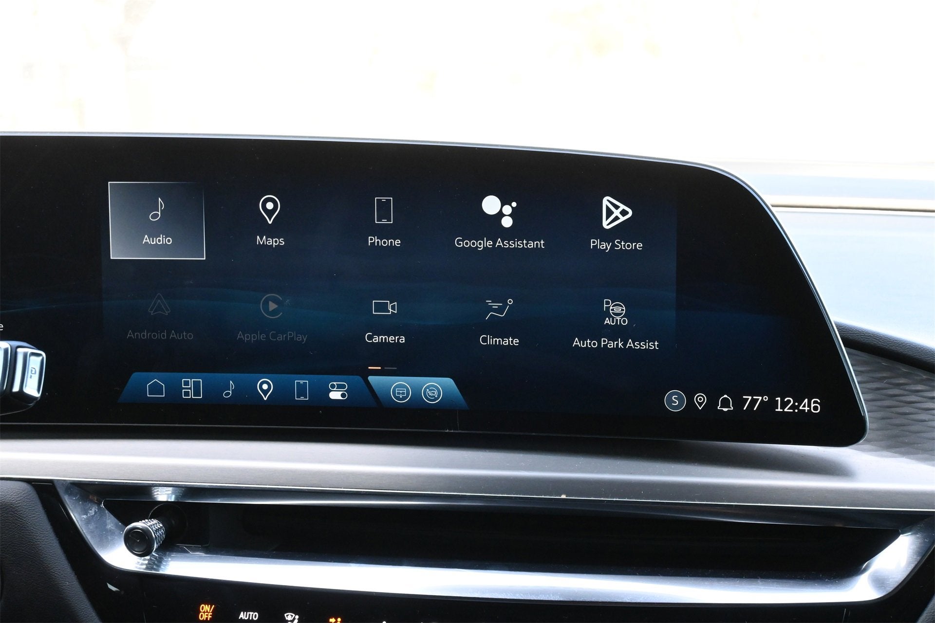 2024 Cadillac LYRIQ Luxury 1