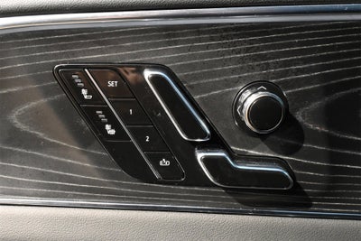 2024 Cadillac LYRIQ Luxury 1