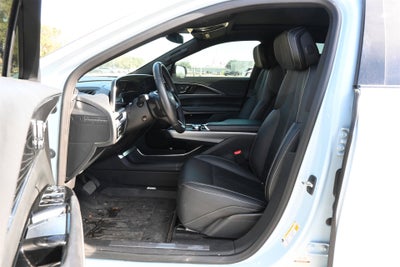 2024 Cadillac LYRIQ Luxury 1