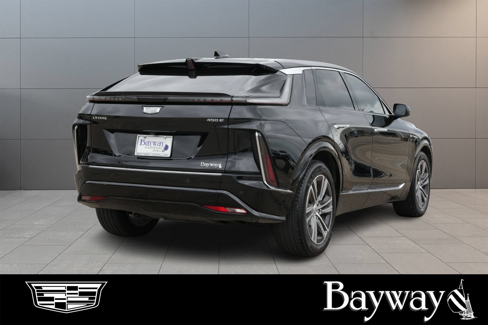 2024 Cadillac LYRIQ Luxury 1