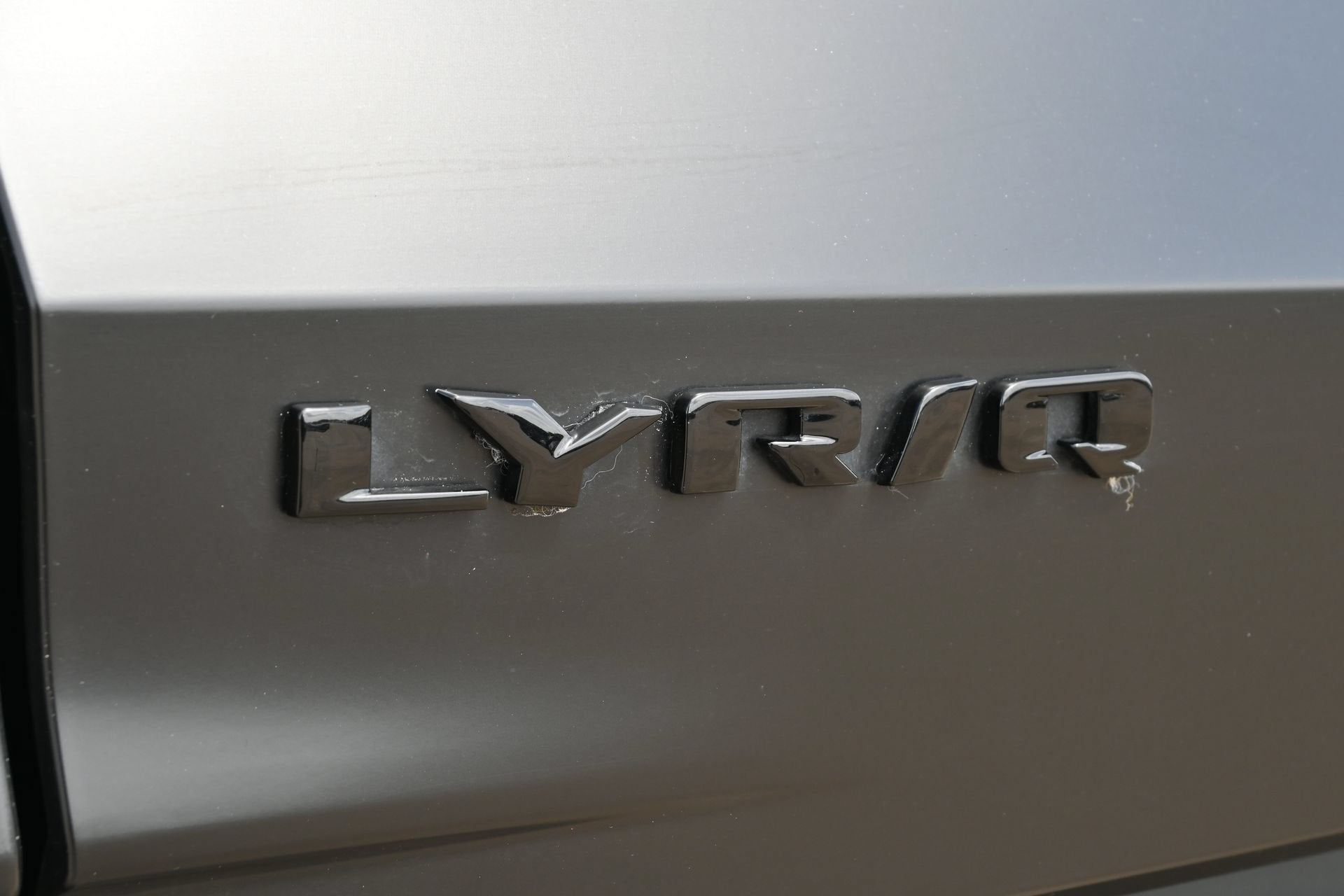 2024 Cadillac LYRIQ Luxury 1