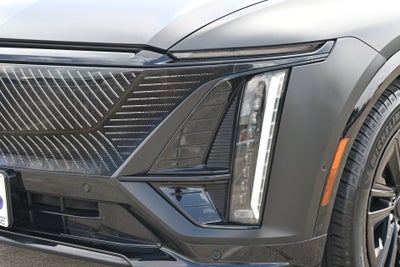 2024 Cadillac LYRIQ Luxury 1