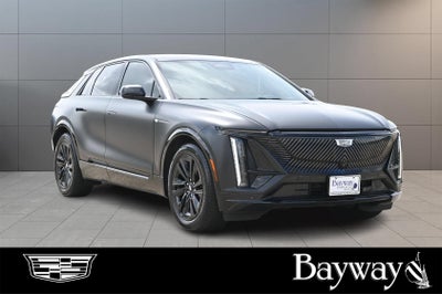 2024 Cadillac LYRIQ Luxury 1
