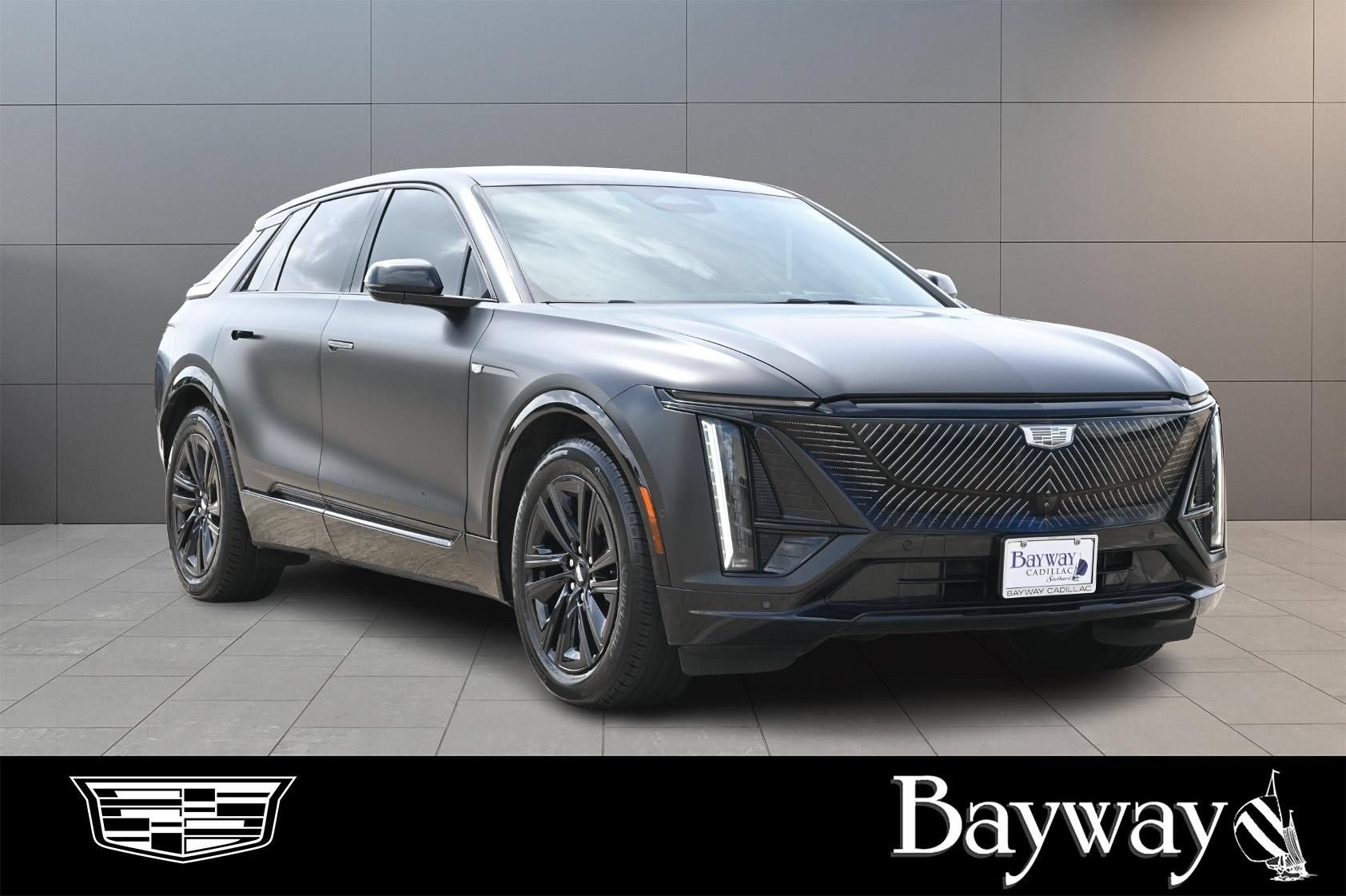 2024 Cadillac LYRIQ Luxury 1