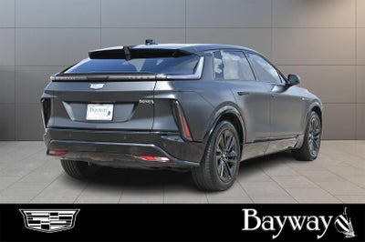 2024 Cadillac LYRIQ Luxury 1