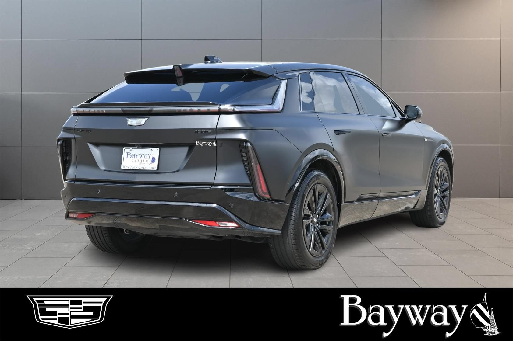 2024 Cadillac LYRIQ Luxury 1