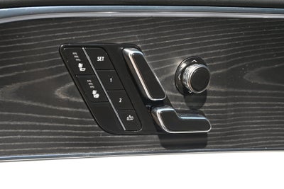 2024 Cadillac LYRIQ Luxury 1