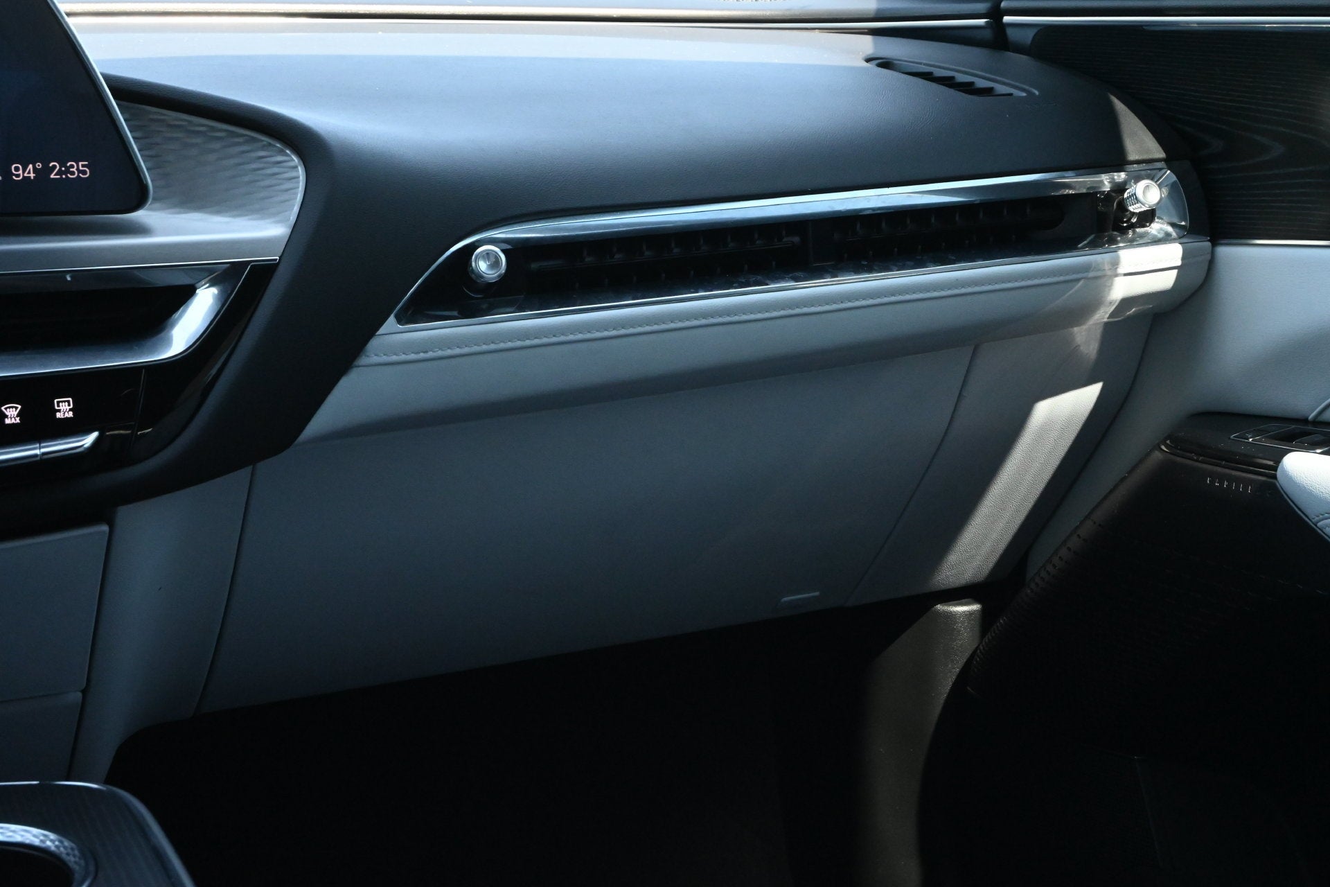 2024 Cadillac LYRIQ Luxury 1