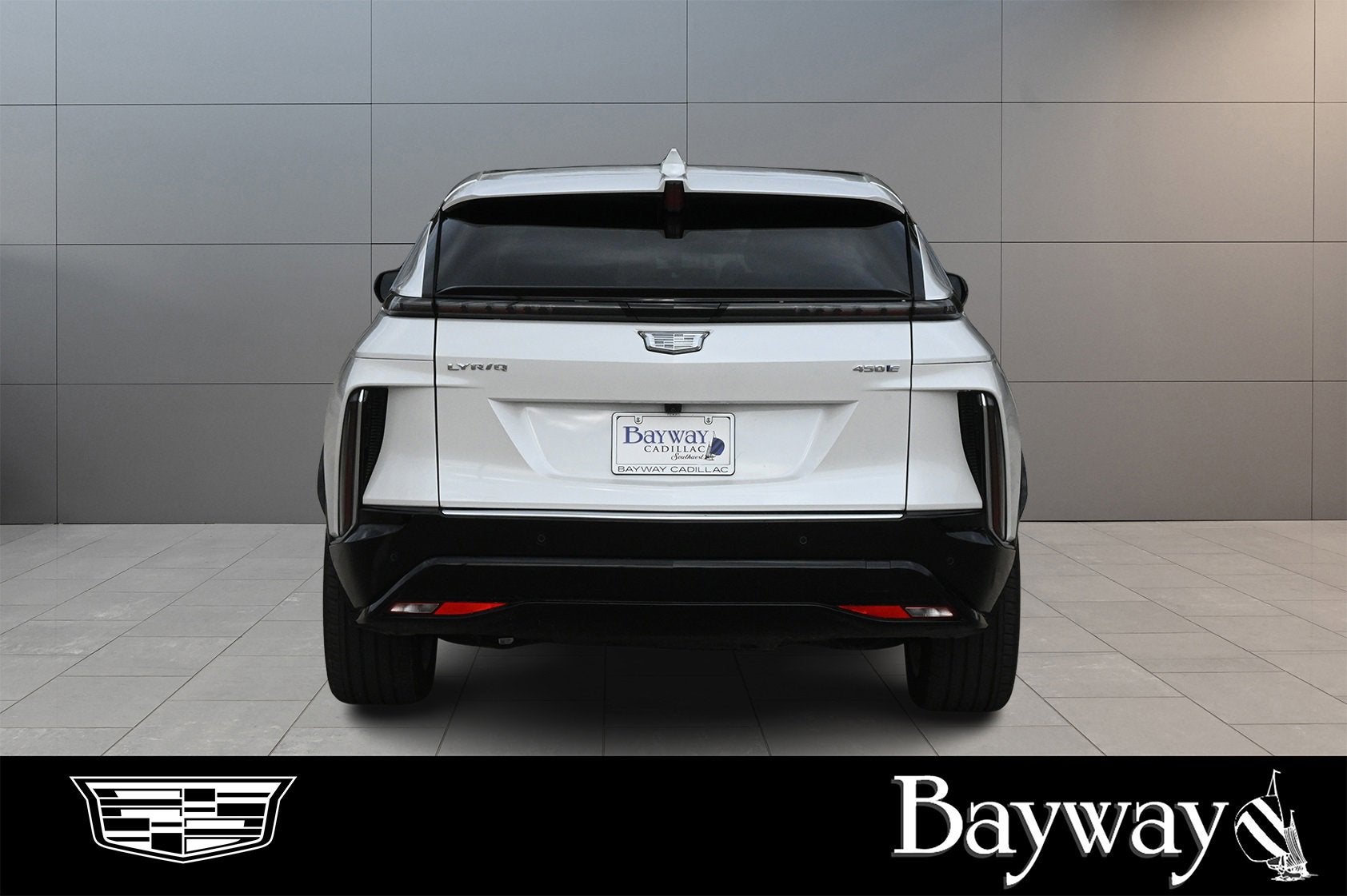 2024 Cadillac LYRIQ Luxury 2