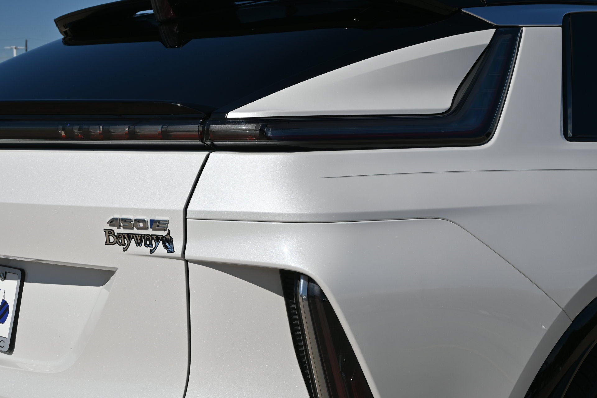 2025 Cadillac LYRIQ Luxury 2