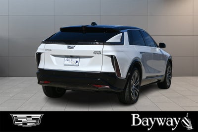2025 Cadillac LYRIQ Luxury 2