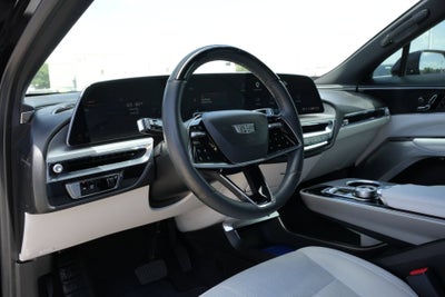 2024 Cadillac LYRIQ Luxury 2