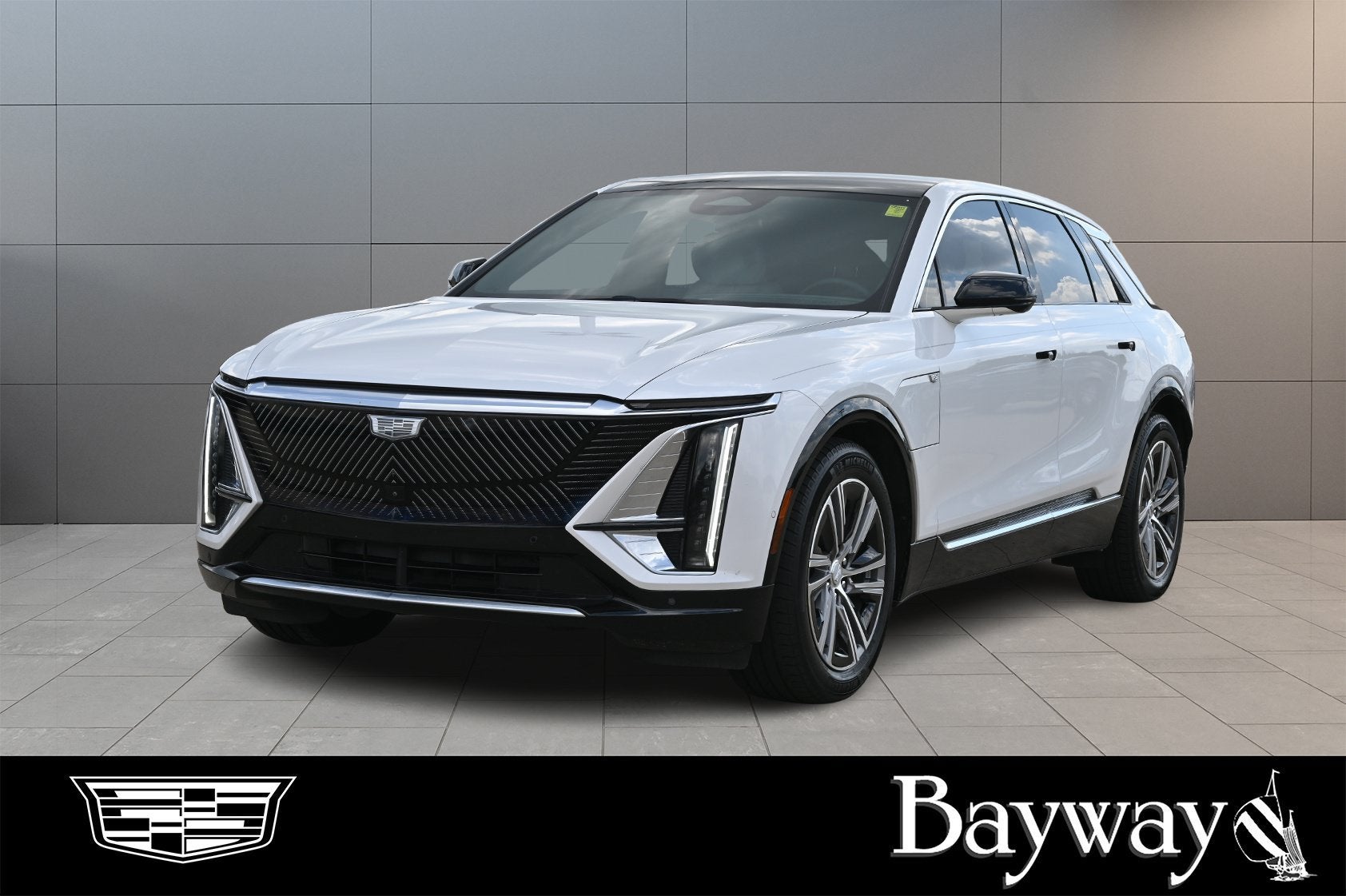 2024 Cadillac LYRIQ Luxury 2