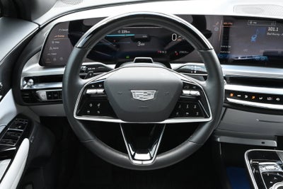 2024 Cadillac LYRIQ Luxury 2
