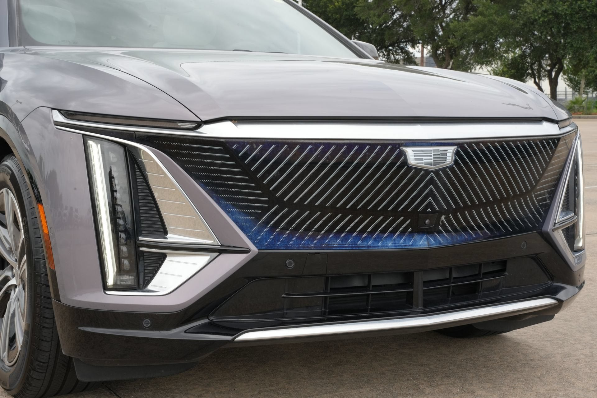 2024 Cadillac LYRIQ Luxury 3