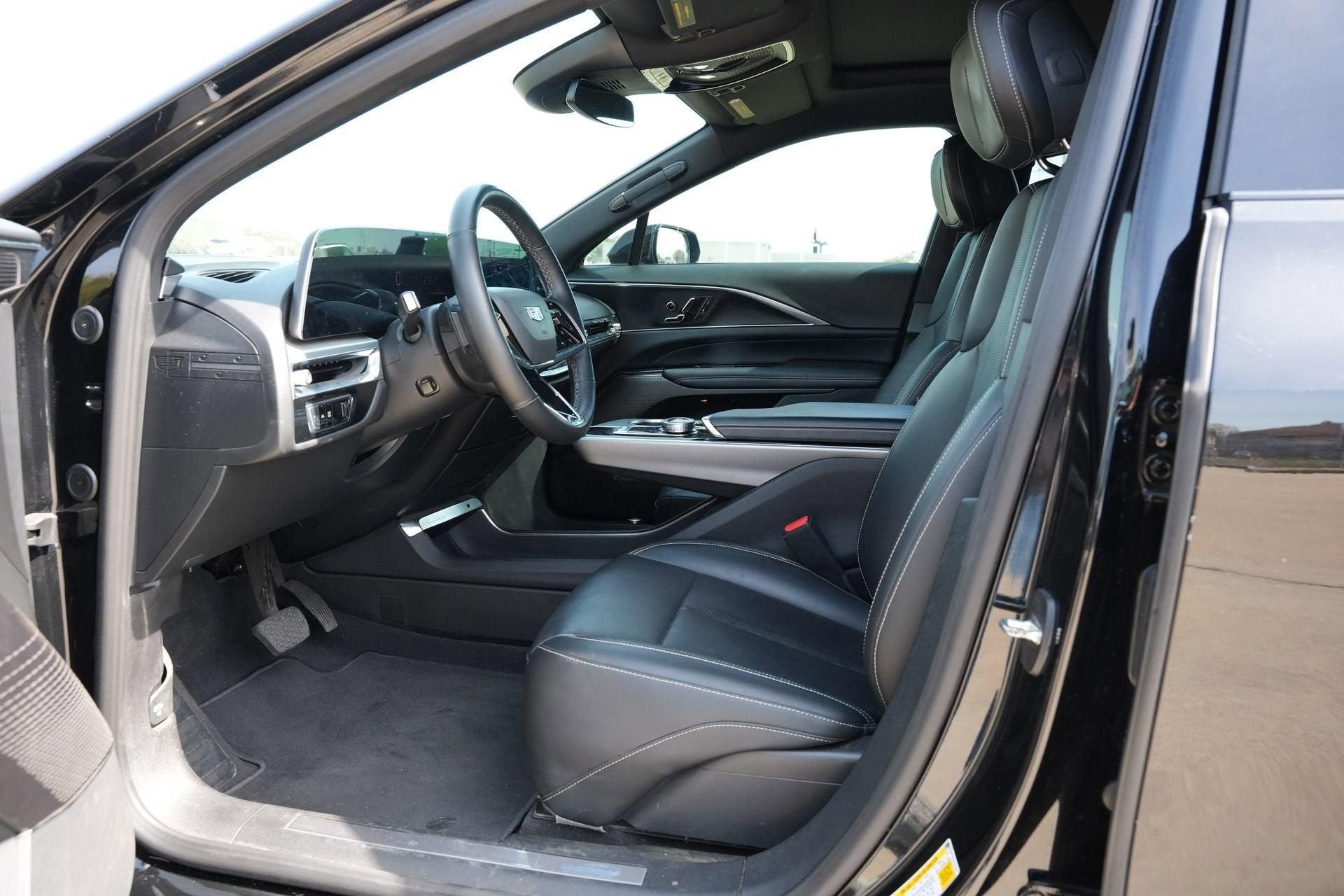 2024 Cadillac LYRIQ Sport 1