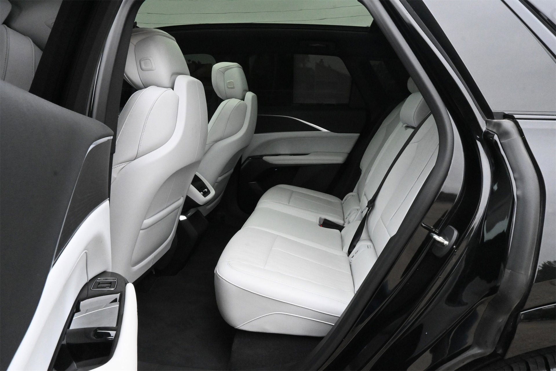 2024 Cadillac LYRIQ Sport 1