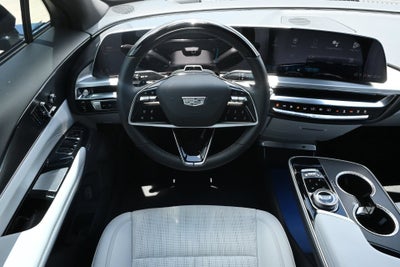 2024 Cadillac LYRIQ Sport 2