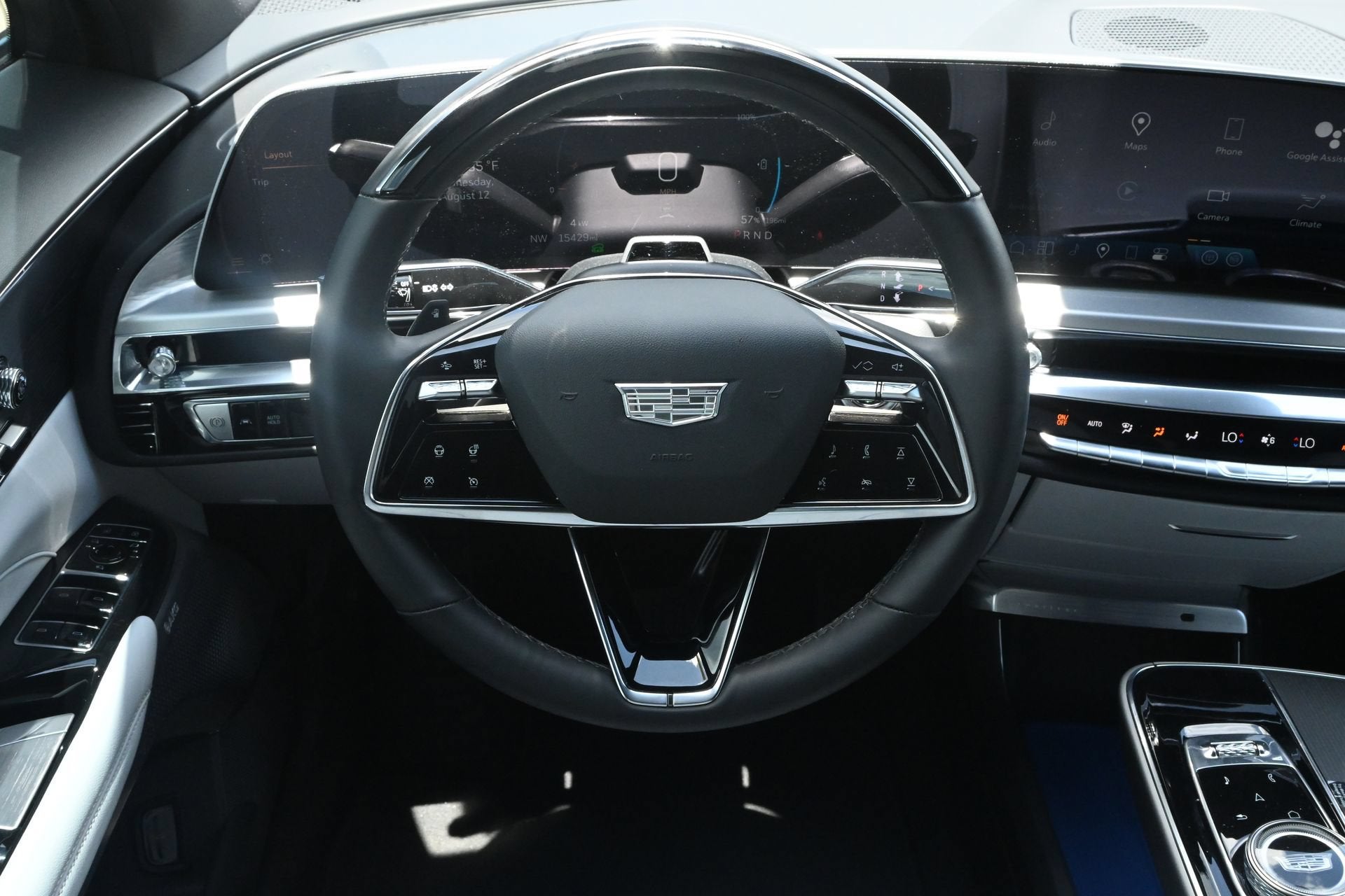 2024 Cadillac LYRIQ Sport 2