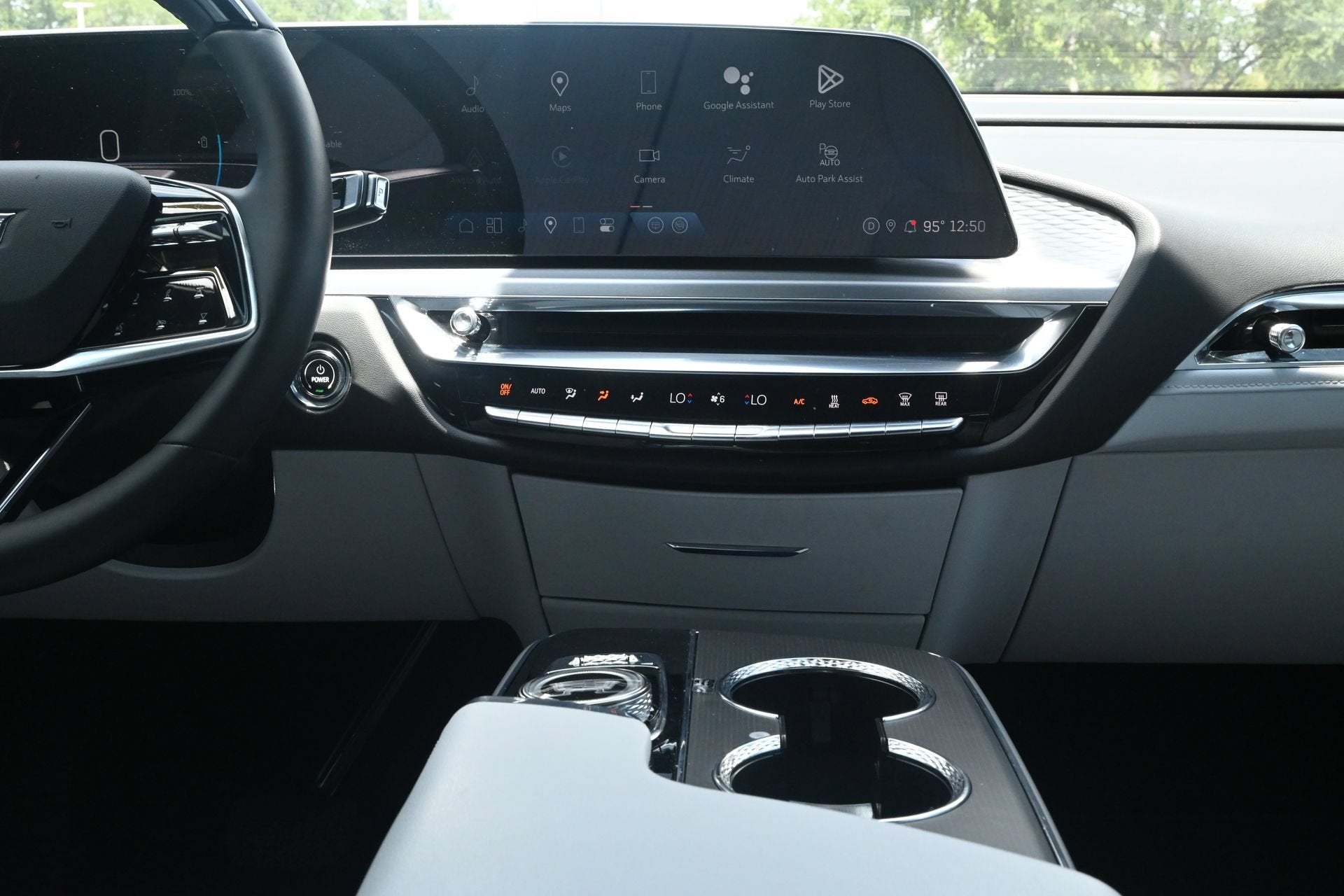 2024 Cadillac LYRIQ Sport 2