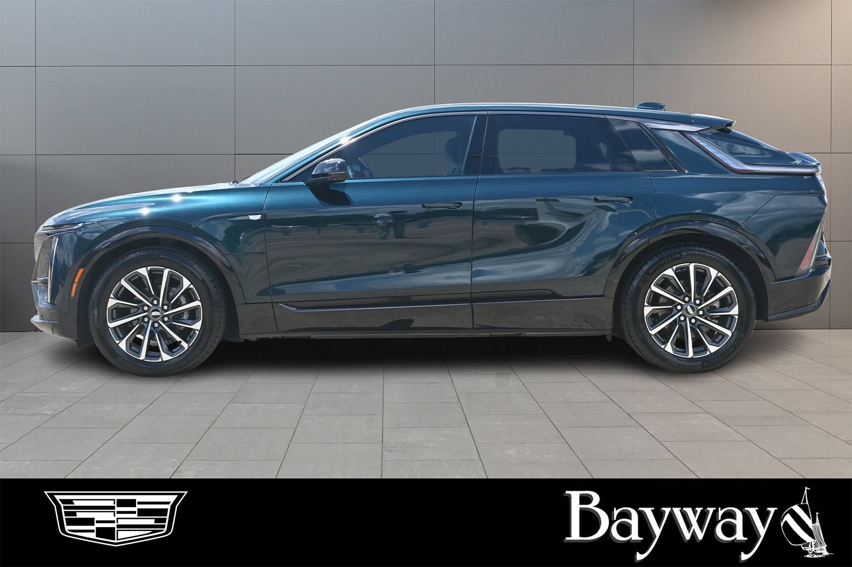 2024 Cadillac LYRIQ Sport 2